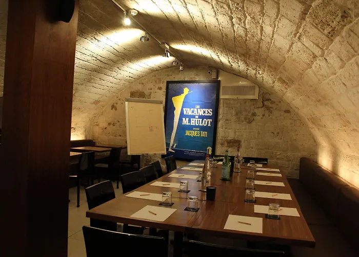 Hotel 9hotel Opera 3*