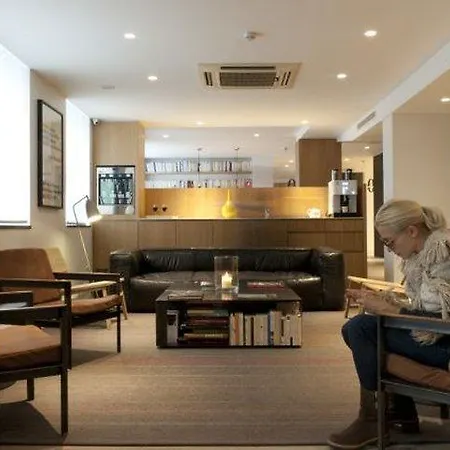 9hotel Opera 3*