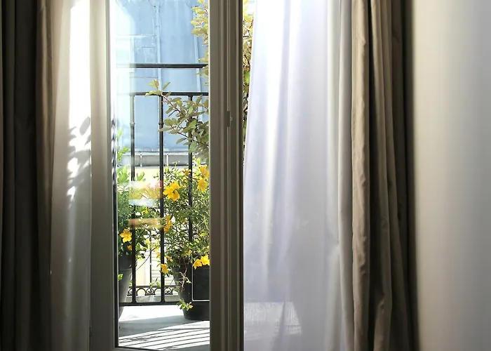 9hotel Opera Otel 3*