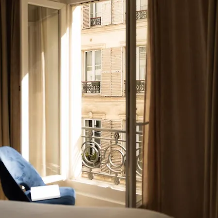 9hotel Opera 3*